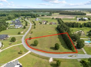 46 Fox Hollow Dr, Ayden, NC 28513