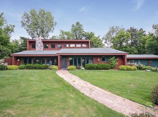 32443 63rd Ave, Cannon Falls, MN 55009