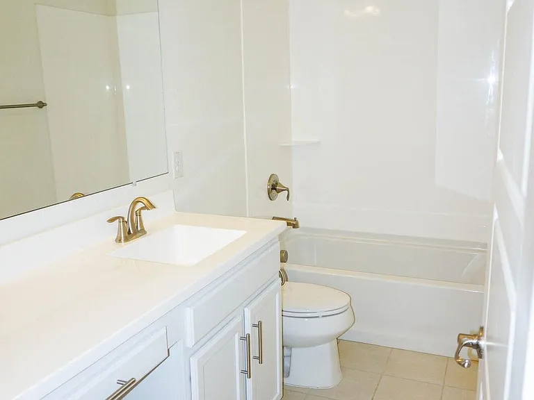 104 E Moonlight Trl — Photo 17