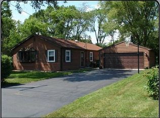3852 Drexel Ave, Gurnee, IL 60031