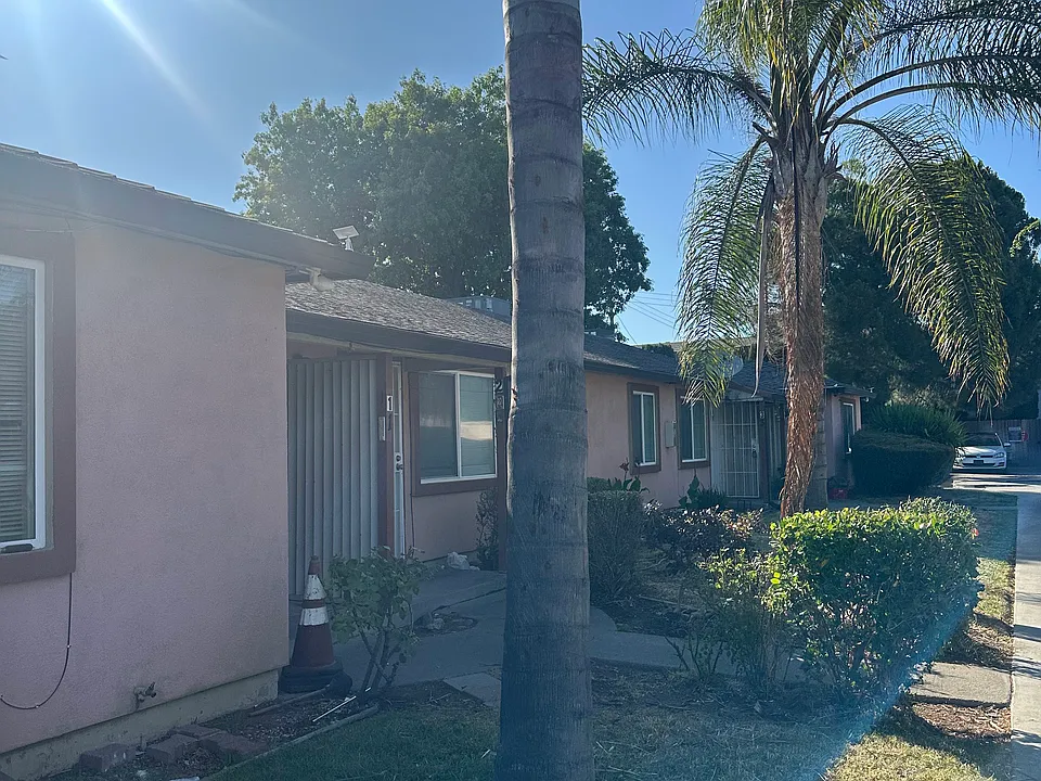 2309 Edison Ave #2