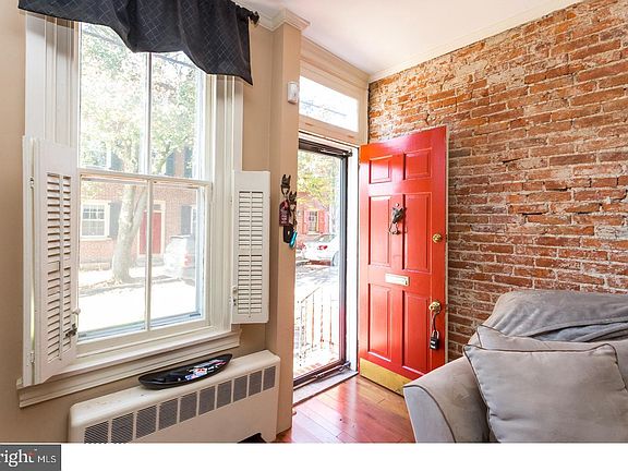 3rd image of 127 S Darlington St