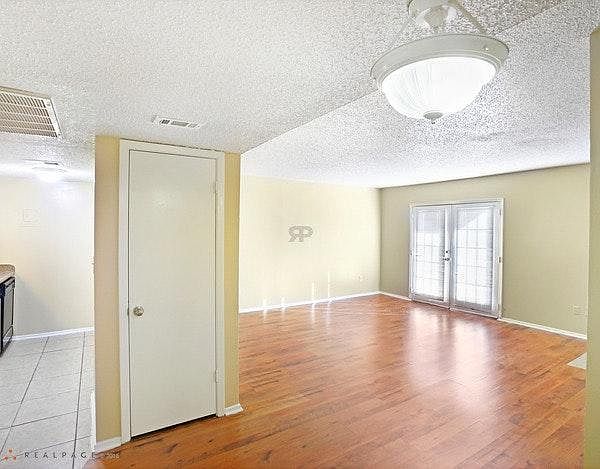 1st image of 1512 W Lovers Ln