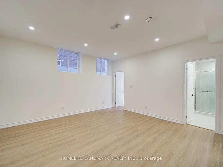 35 Red Giant St #BASEMENT — Photo 18