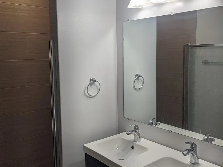1911 W Estes Ave #1 — Photo 24
