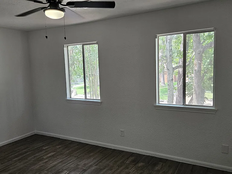 11811 Gardenglen Dr #1 — Photo 9