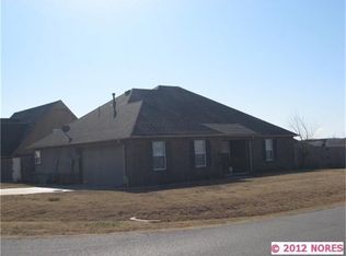1116 S Hummingbird Cir, Skiatook, OK 74070