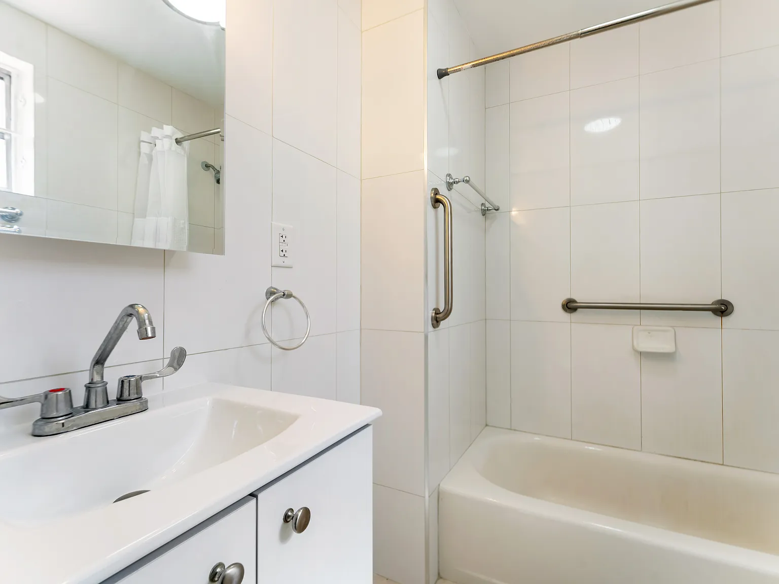 1 bed, 575 sqft, $1,795 — Photo 3