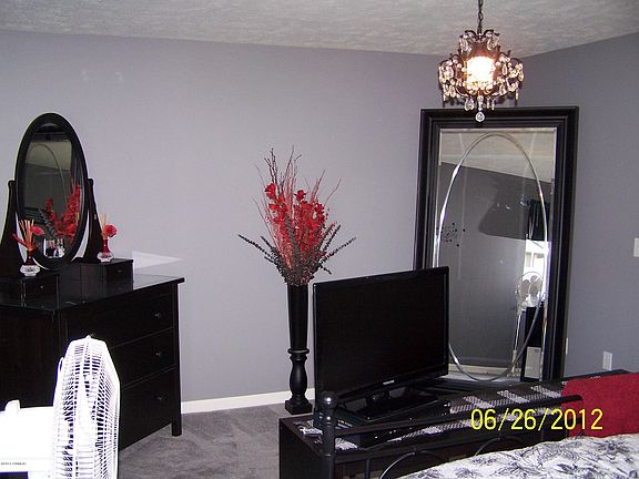 5th image of 6555 Clover Ct SE #6555