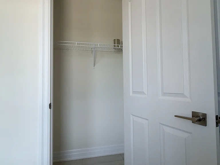 2127 Binbrook Dr — Photo 3