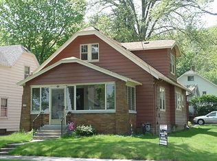 809 Van Buren Ave NW, Grand Rapids, MI 49504