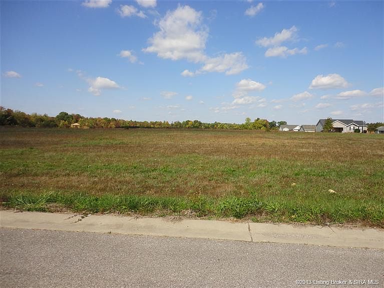 2nd image of 1374 Graham Blvd