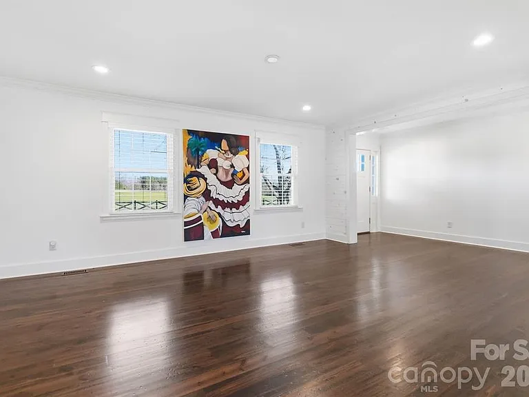 7717 Lancaster Hwy — Photo 9