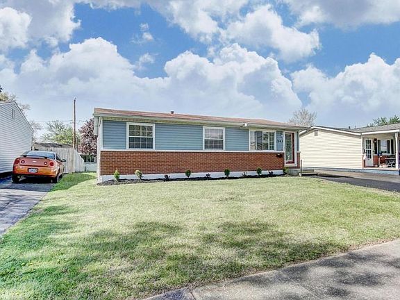 3rd image of 2843 Addison Dr