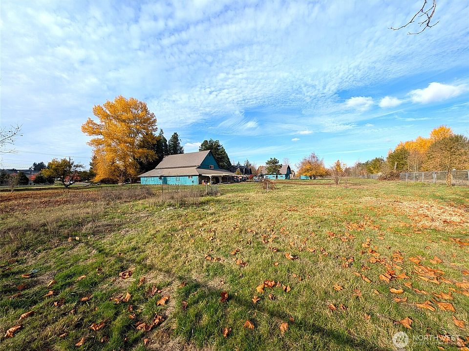 1st image of 19503 22nd Avenue E