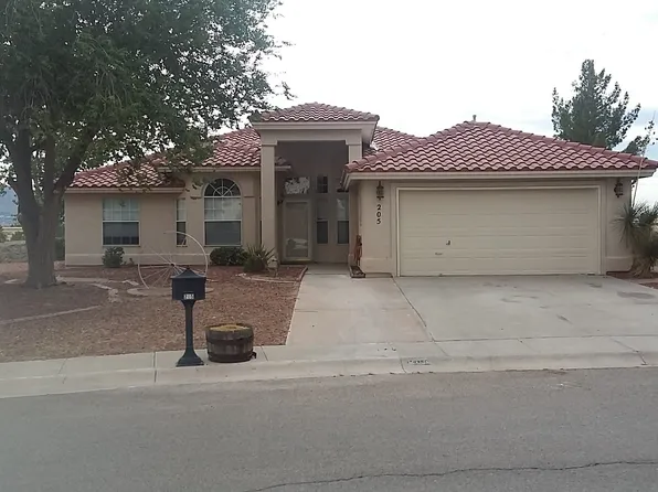 205 Bay Club Dr, Santa Teresa, NM 88008