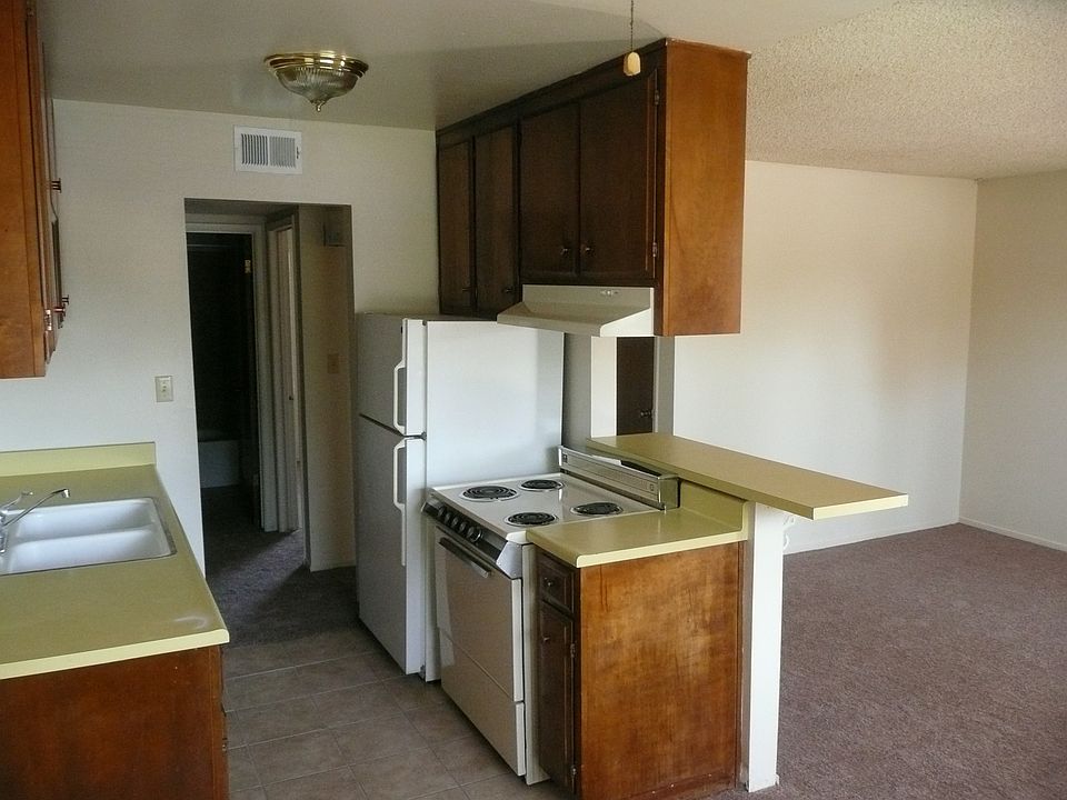 1st image of 360 Northgate Dr APT 18