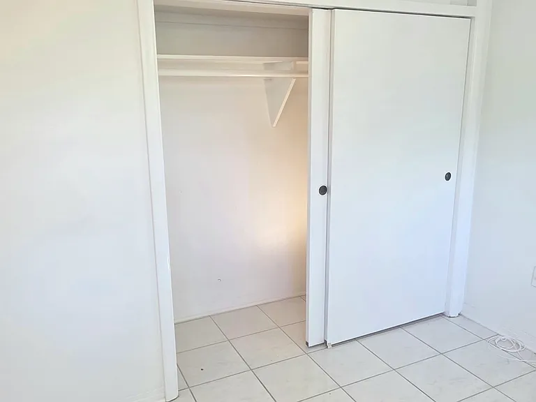 1415 Genoa St — Photo 19