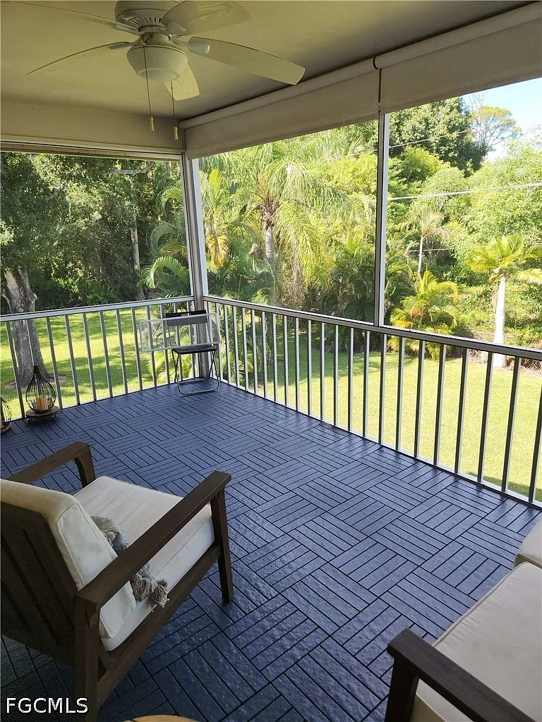 3 bed, 2.0 bath, 1500 sqft, $4,490 — Photo 2