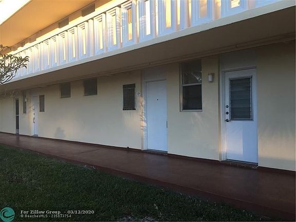 5th image of 2930 Point East Dr #109