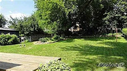 1340 Wood St — Photo 23