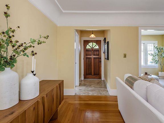 5th image of 15 Harris Street
