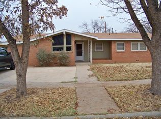 904 NW 10th St, Andrews, TX 79714