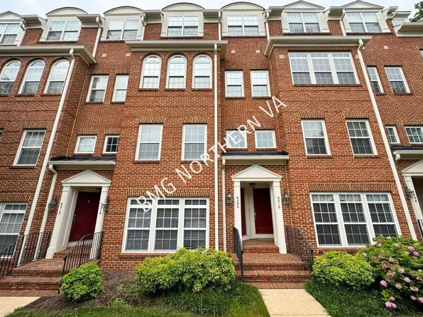 9508 Walker Way, Manassas Park, VA 20111