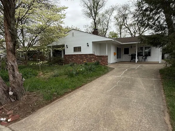 58 Bald Cypress Ln, Levittown, PA 19054