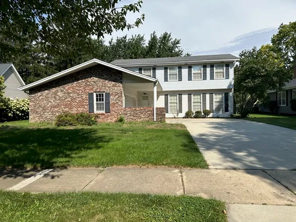 1225 Edward Rd, Naperville, IL 60540