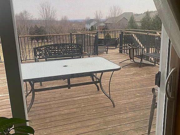 5th image of 863 Southern Ridge Dr SW