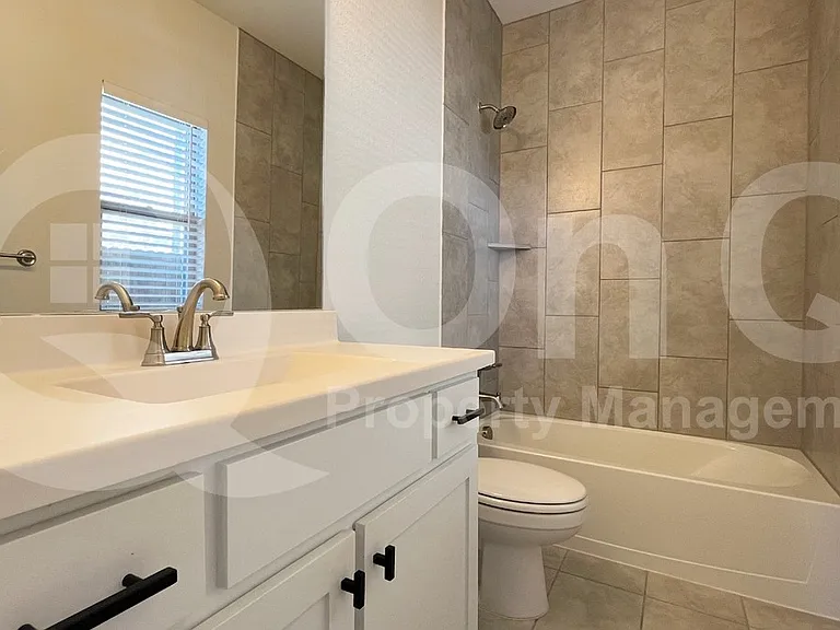 5304 Babcock Rd — Photo 24