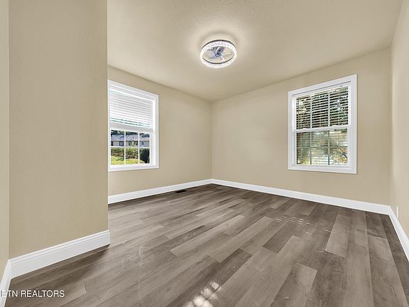 5th image of 1108 Huffland Dr