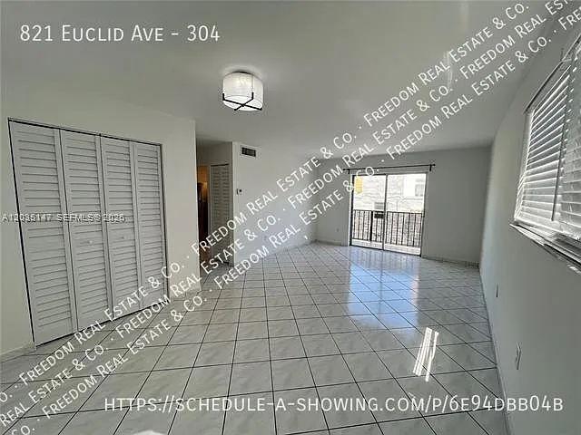 821 Euclid Ave #304 — Photo 9
