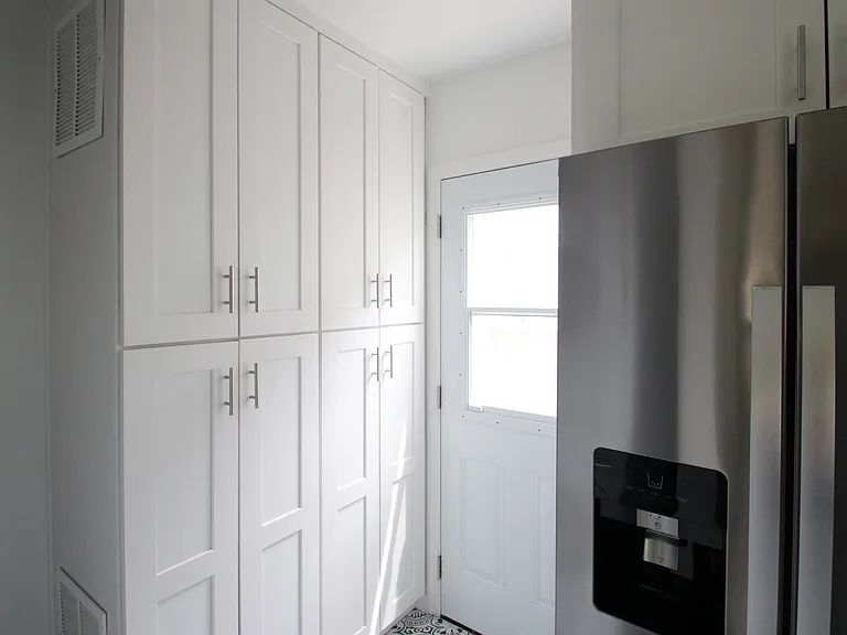 2732 S Westgate Ave — Photo 9