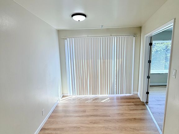 4th image of 222 N Willard St #30