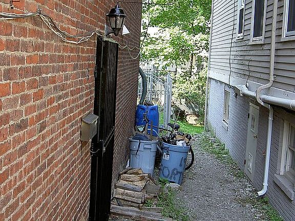 garden apt side entrance