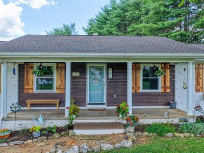 506 Viola Cir, Mt Carmel, TN, 37645