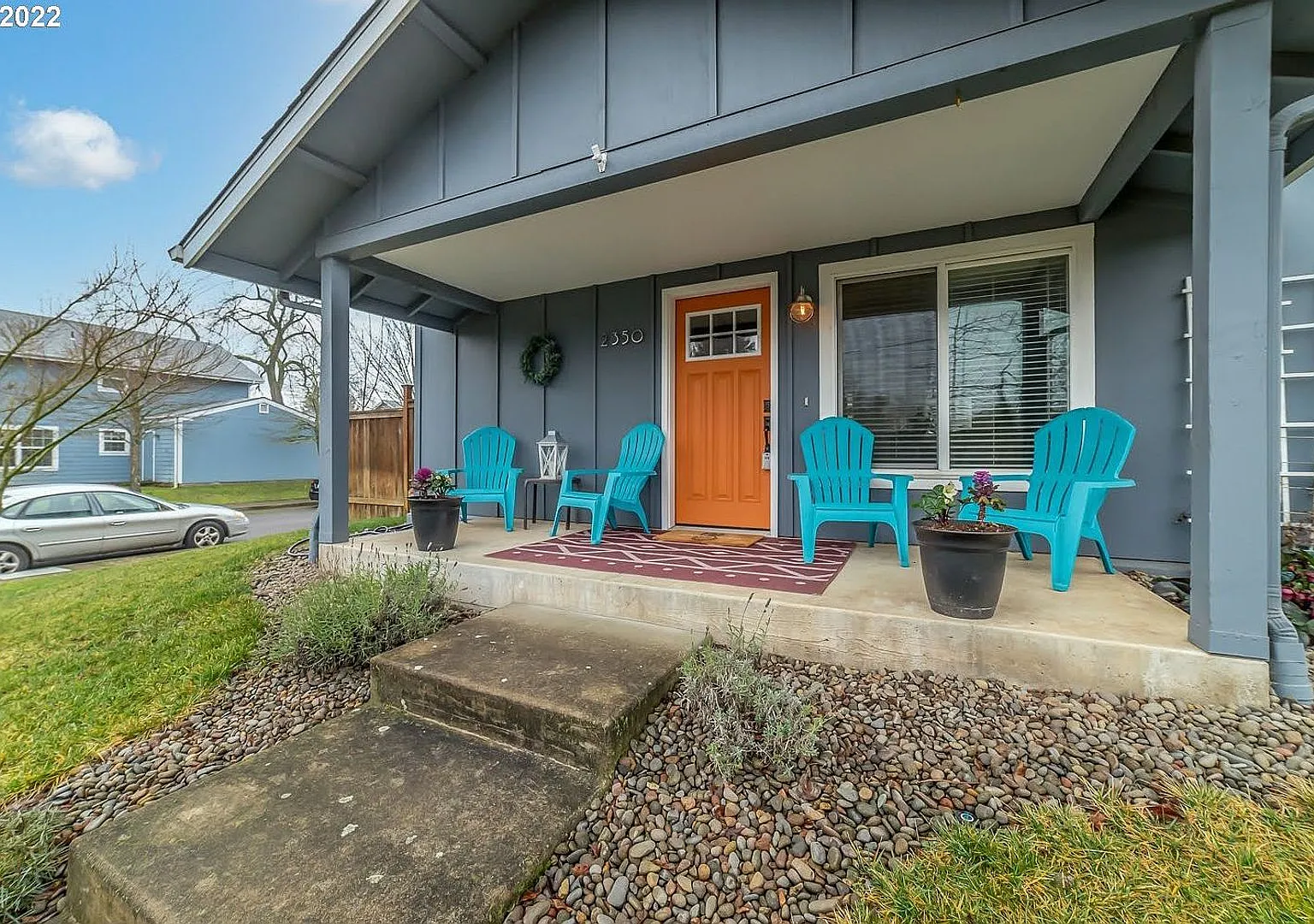 3 Bedroom 1.5 Bath House in the River Rd Area — Photo 4