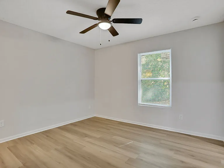 4404 Key Largo Dr — Photo 14