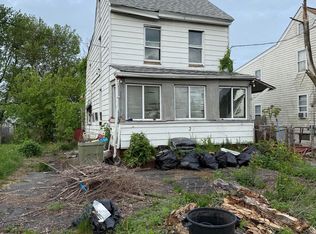 28 New St, Salem, NJ 08079