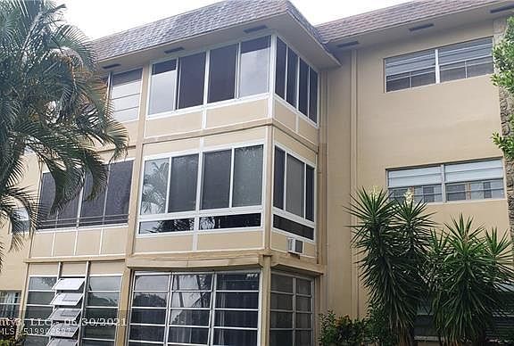 5th image of 3530 NW 52nd Ave APT 601