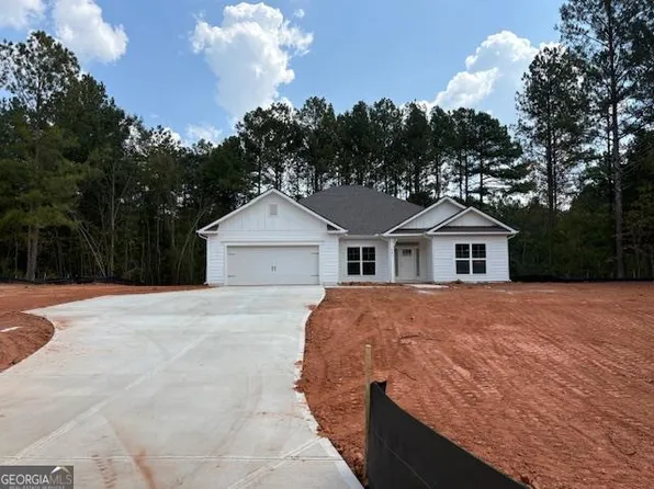 687 Eagle Heights Dr, Maysville, GA 30558