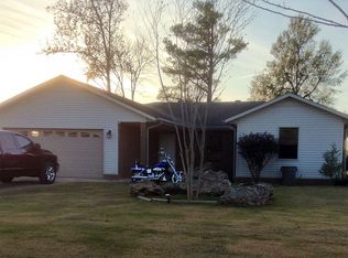 2112 Spring Lake Rd, Paragould, AR 72450