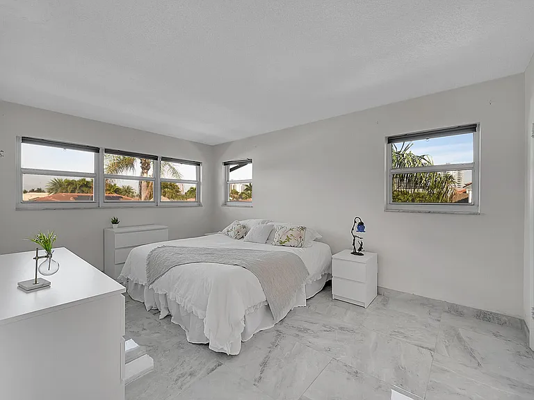 3655 NE 32nd Ave #221B — Photo 30