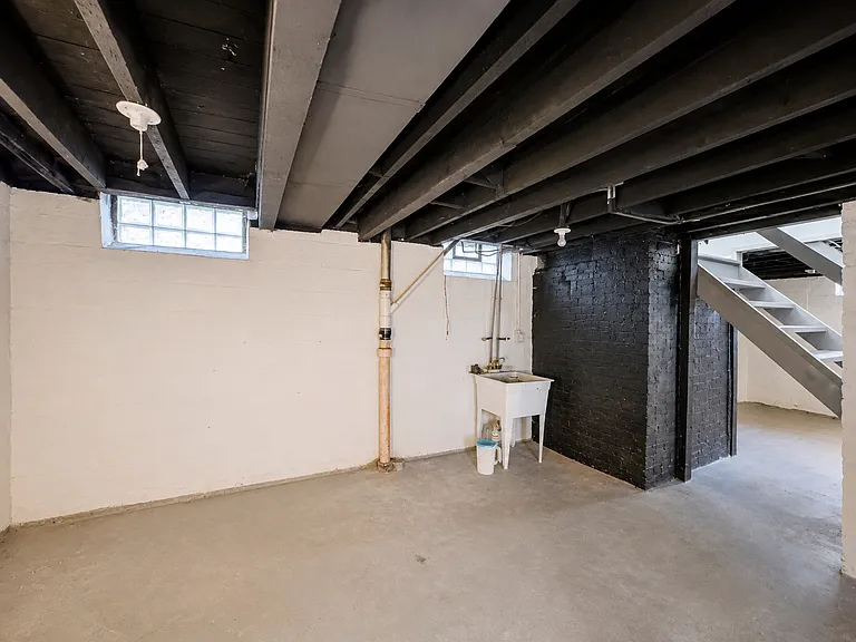 12719 Wade St — Photo 3