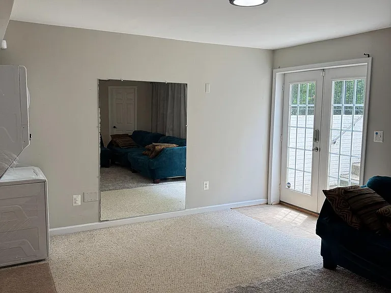7689 Graysons Mill Ln — Photo 24