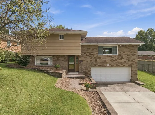 123 Manchester Dr, Irwin, PA 15642