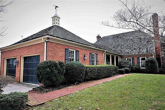 28 Ednam Village Street