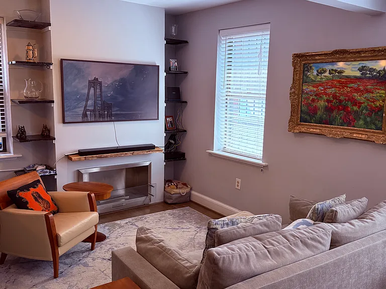661 Morris Pl NE #3 — Photo 2